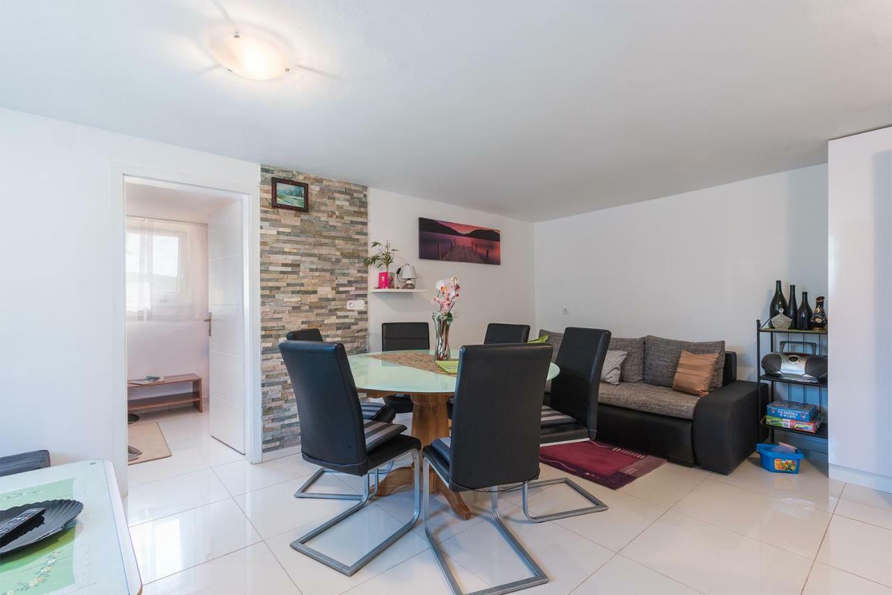 Apartments Salak Pula Zewnętrze zdjęcie